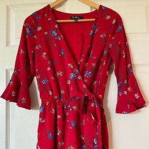 Lulu’s Romper size XS